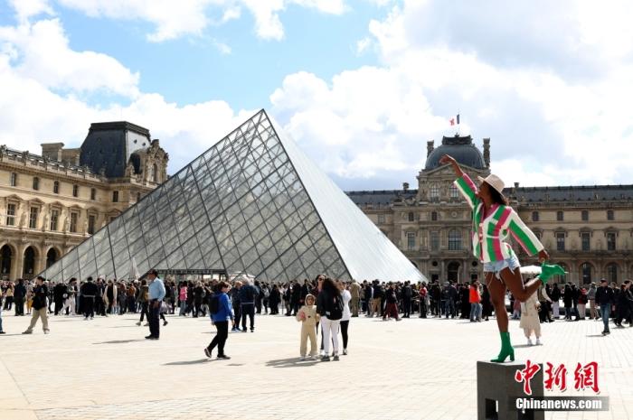 巴黎奥运来袭：地标变成赛场、塞纳河开幕巡游