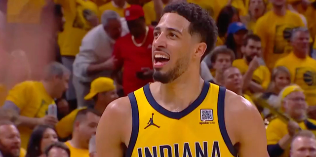 步行者15连败陷深渊 祖巴茨首战遭肘击退赛