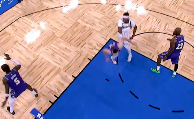 湖人主帅雷迪克挑战判罚遭质疑 未再挑战引发争