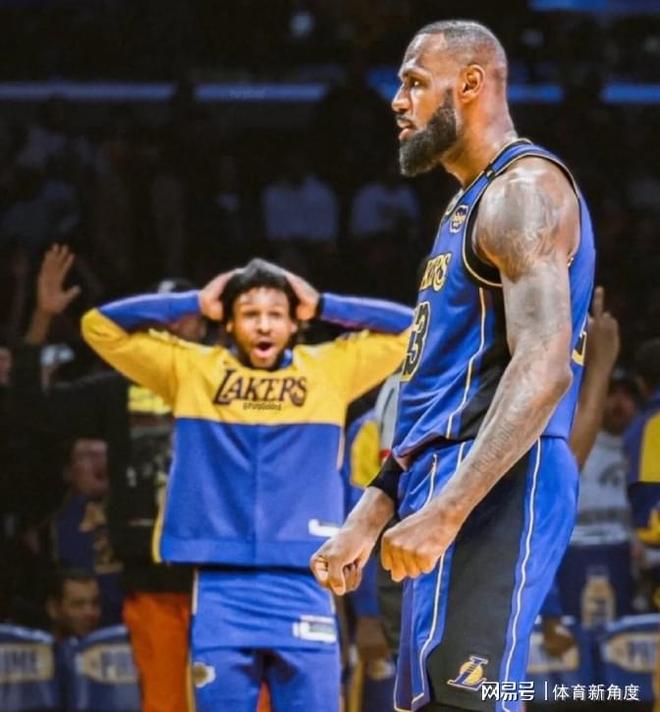 东契奇15000分里程碑！湖人狂胜骑士，三巨头助阵