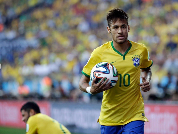 内马尔闪耀巴西3-1力克克罗地亚晋级世界杯16强