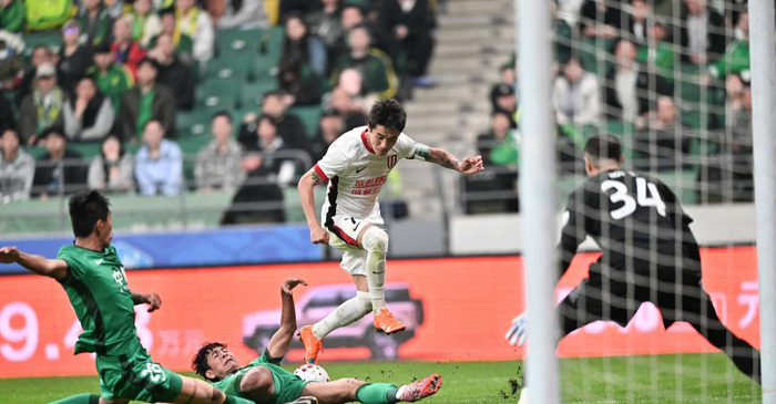 成都蓉城欠薪案引争议，球队状态领跑中超