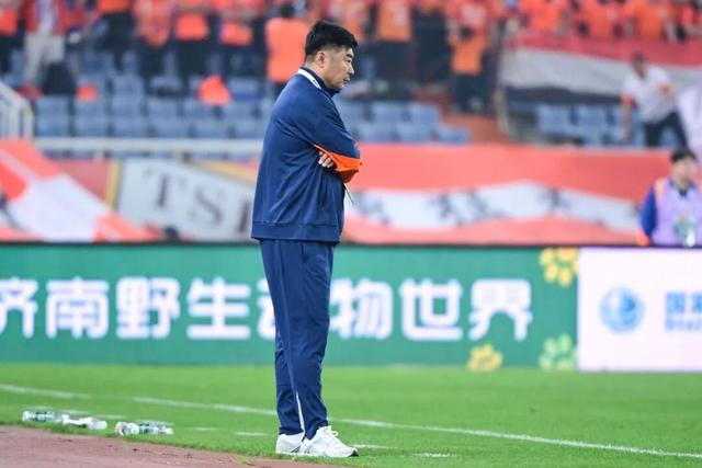 泰山五外援遇海港单外援难破防线 战术短板暴露